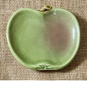 Olfaire Green Apple Soap Dish Trinket Holder Ceramic Rustic Farmhouse Cottage